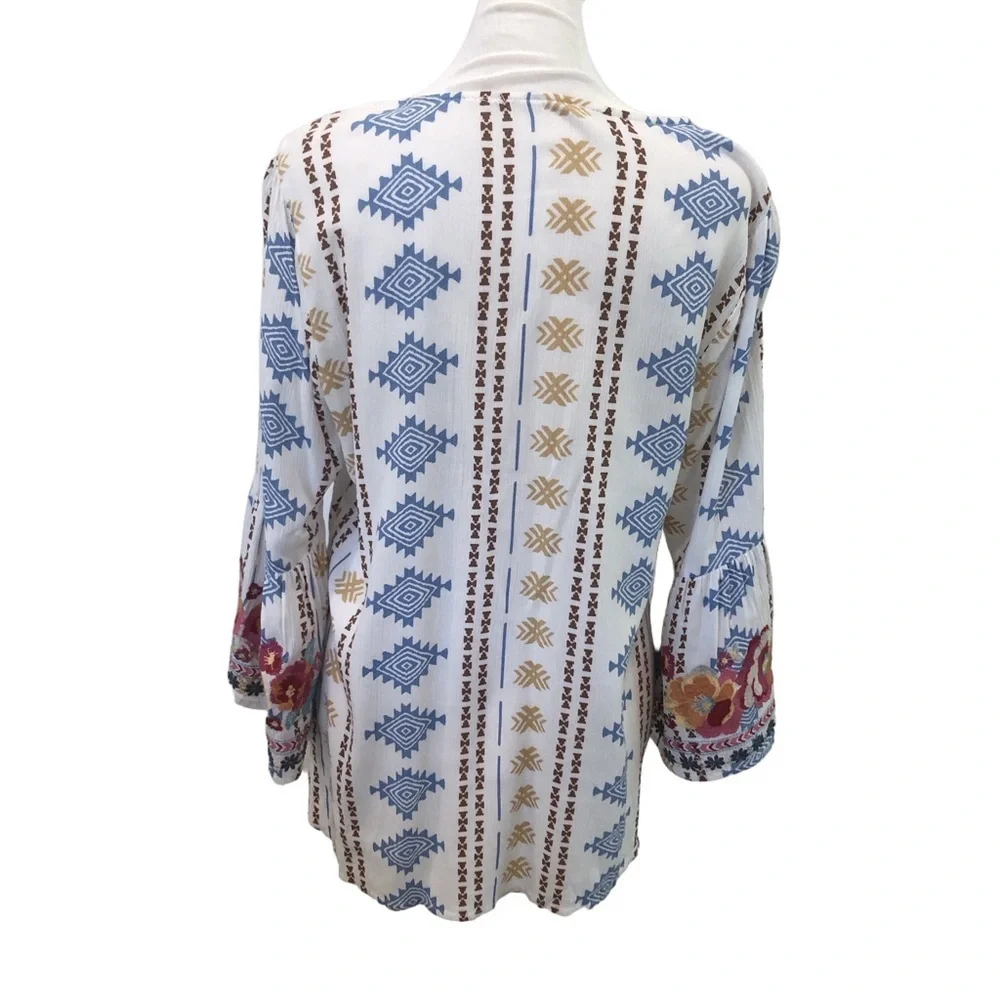 Colorful embroidered pullover top  Size S. Bells cuff sleeves. Lightweight boho - Picture 3 of 7